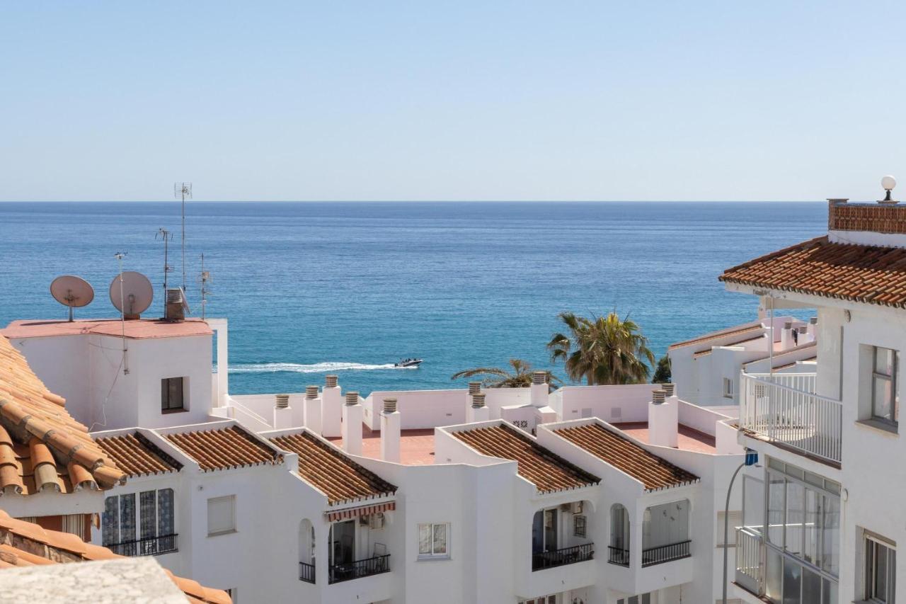 Penthouse In The Heart Of Nerja Apartamento Exterior foto