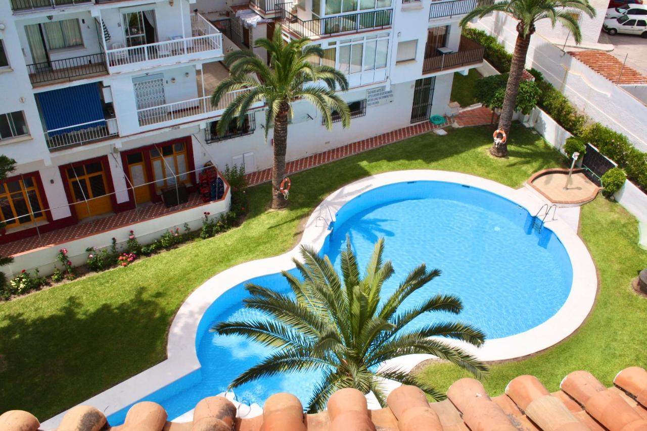 Penthouse In The Heart Of Nerja Apartamento Exterior foto